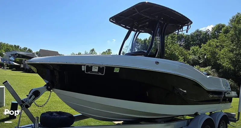 Slide: The Image of Crownline Boats Finseeker 200CC 2021 - 16506962