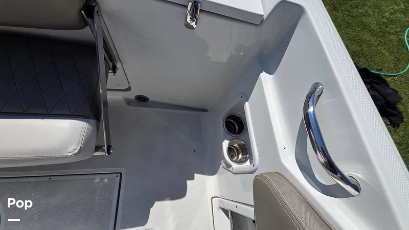 Slide: The Image of Crownline Boats Finseeker 200CC 2021 - 16507047