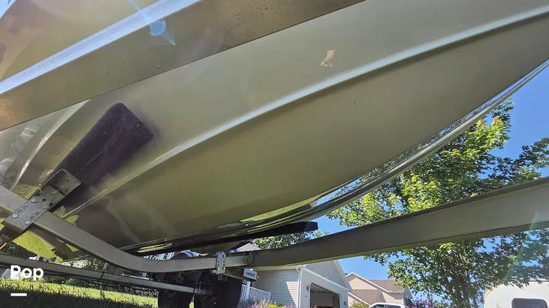 Slide: The Image of Crownline Boats Finseeker 200CC 2021 - 16507033