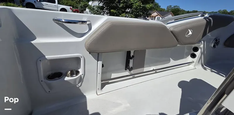 Slide: The Image of Crownline Boats Finseeker 200CC 2021 - 16507076