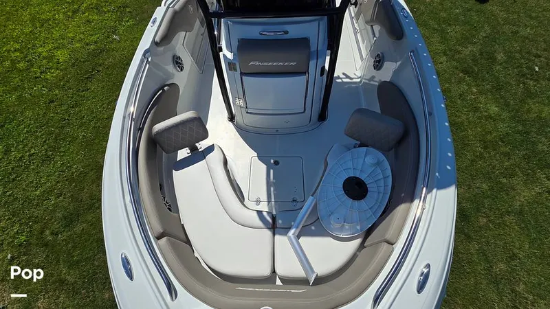 Slide: The Image of Crownline Boats Finseeker 200CC 2021 - 16507121