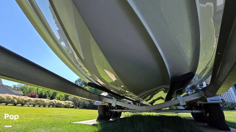 Slide: The Image of Crownline Boats Finseeker 200CC 2021 - 16506983