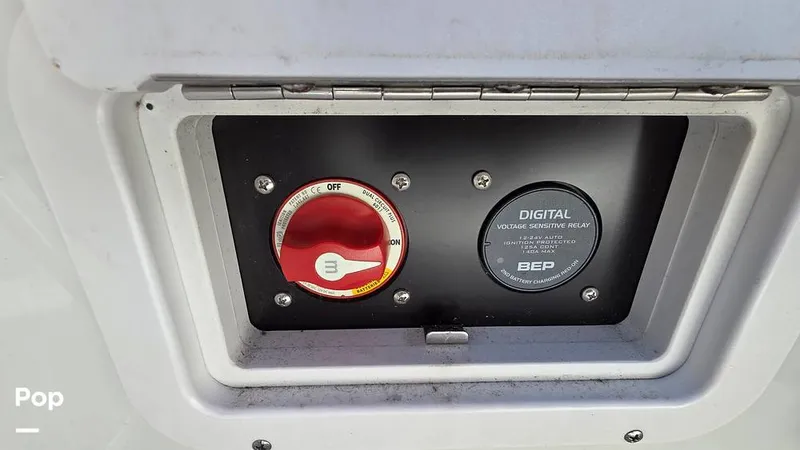 Slide: The Image of Battery Switch - 16507061