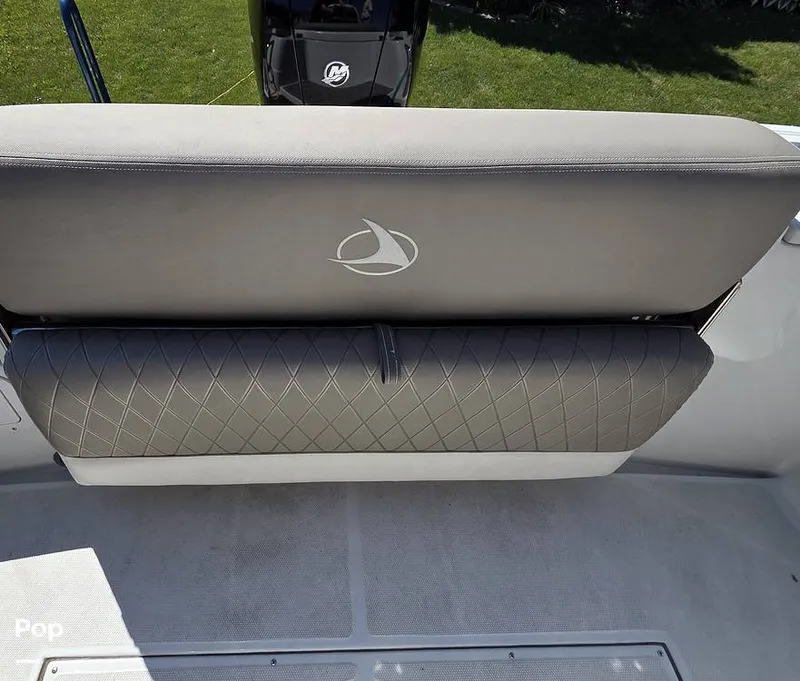 Slide: The Image of Transom Fold Away Bench - 16507056
