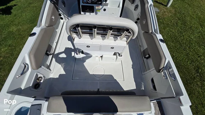 Slide: The Image of Crownline Boats Finseeker 200CC 2021 - 16507070