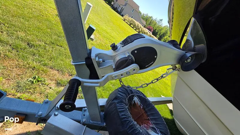 Slide: The Image of Crownline Boats Finseeker 200CC 2021 - 16506978