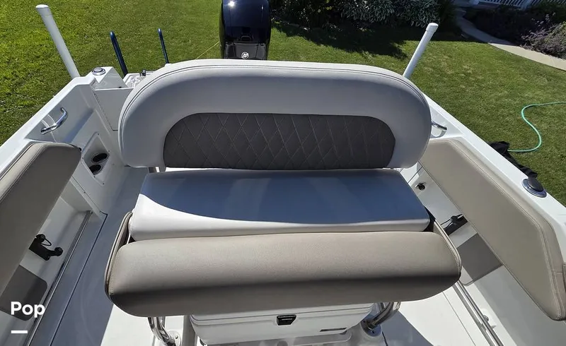Slide: The Image of Crownline Boats Finseeker 200CC 2021 - 16507066