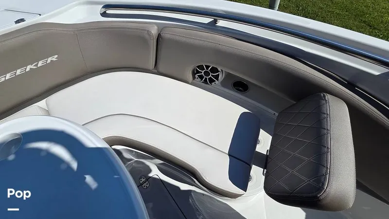 Slide: The Image of Bow Seating - 16507108