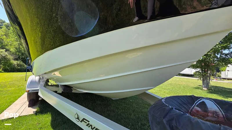 Slide: The Image of Crownline Boats Finseeker 200CC 2021 - 16507038