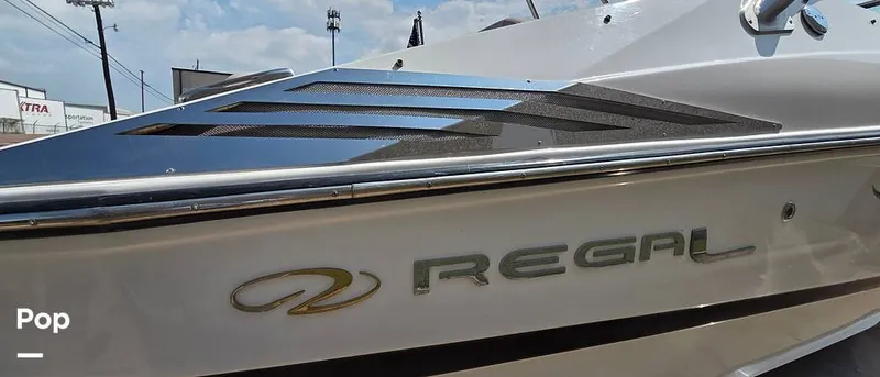 Slide: The Image of Regal 2520 2009 - 16513000