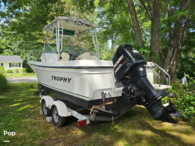 Slide: The Image of Trophy 2002 WA 2005 - 16577572