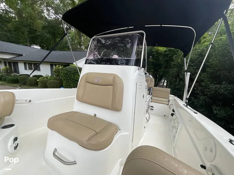 Slide: The Image of NauticStar 211 Hybrid 2019 - 16623154