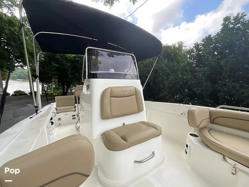 Slide: The Image of NauticStar 211 Hybrid 2019 - 16623153