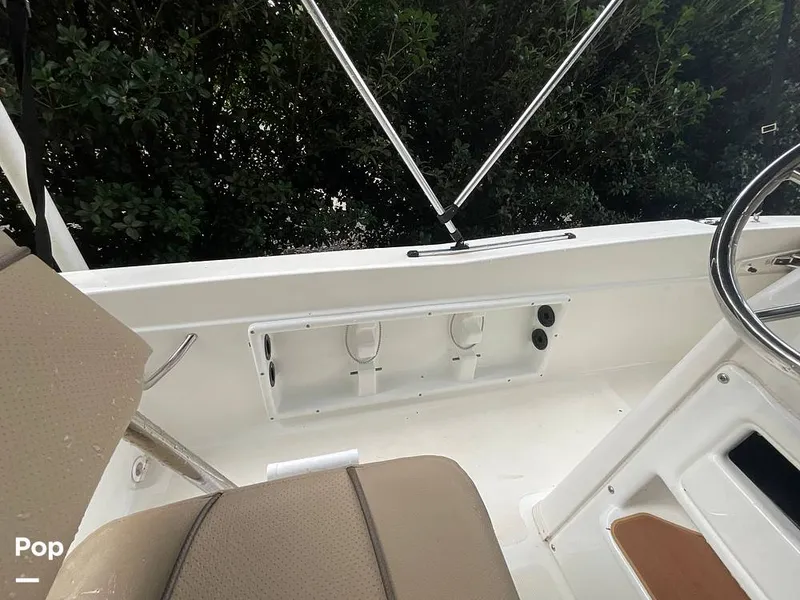 Slide: The Image of NauticStar 211 Hybrid 2019 - 16623151