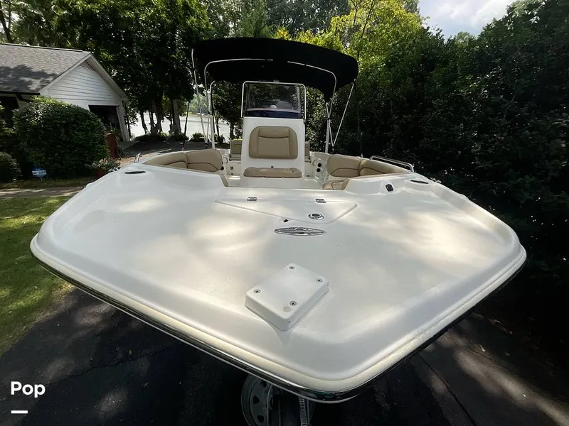 Slide: The Image of NauticStar 211 Hybrid 2019 - 16623105