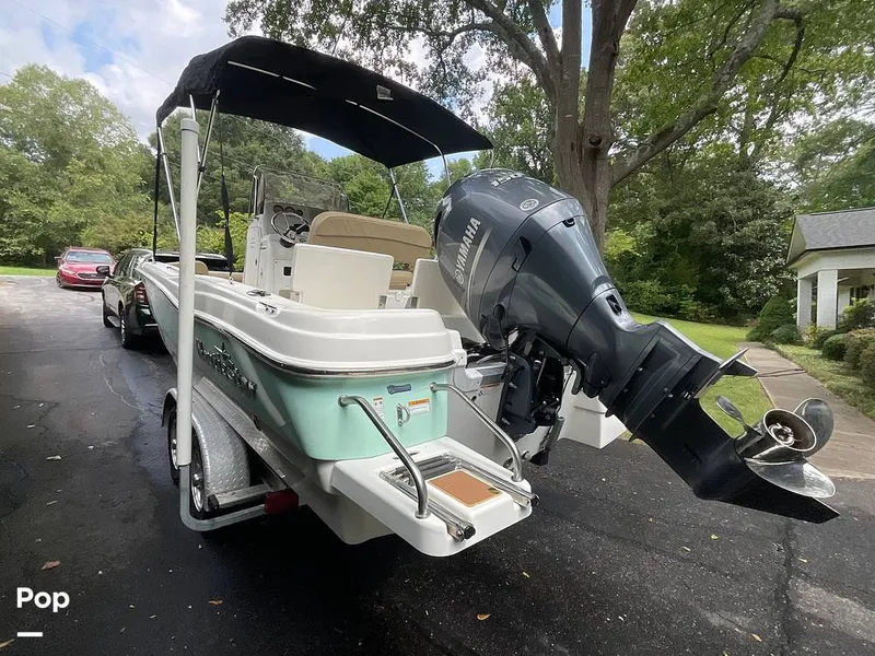 Slide: The Image of NauticStar 211 Hybrid 2019 - 16623111