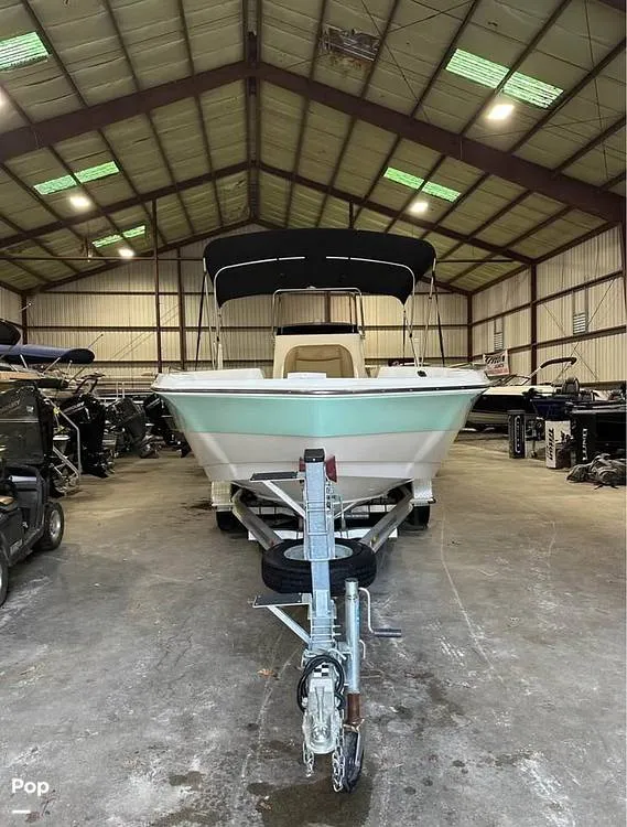 Slide: The Image of NauticStar 211 Hybrid 2019 - 16499559