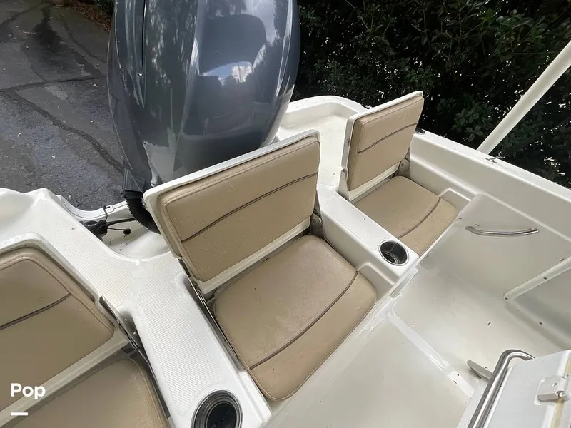 Slide: The Image of NauticStar 211 Hybrid 2019 - 16623148