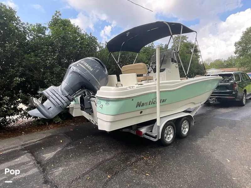 Slide: The Image of NauticStar 211 Hybrid 2019 - 16623098