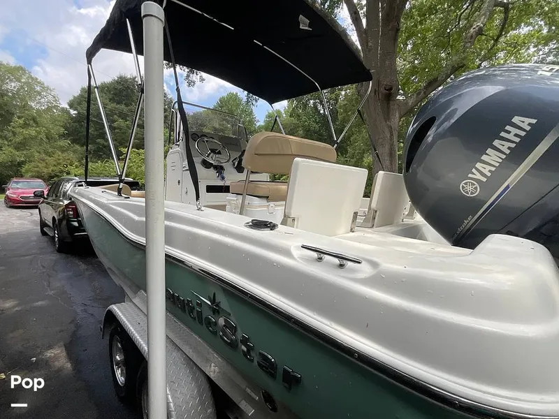 Slide: The Image of NauticStar 211 Hybrid 2019 - 16623110