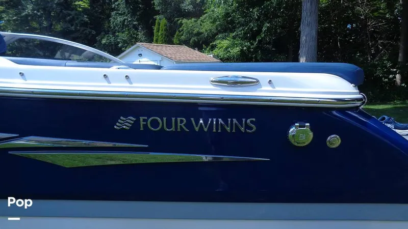 Slide: The Image of Four Winns H210 2012 - 16497843