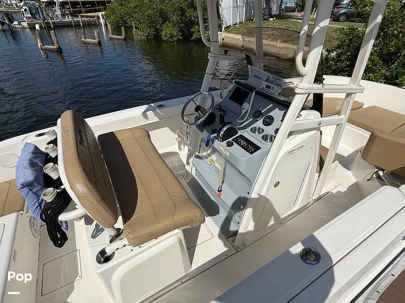 Slide: The Image of Bayliner Trophy T22 2024 - 16496869
