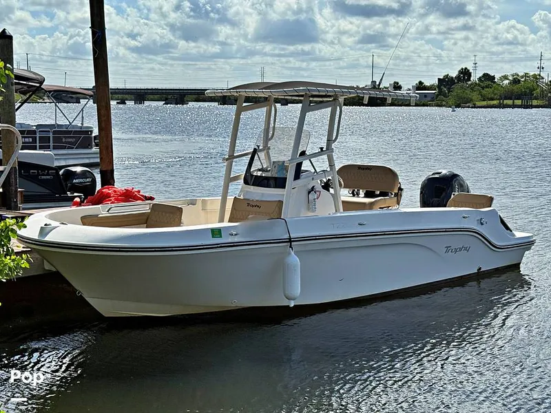 Slide: The Image of Bayliner Trophy T22 2024 - 16496886
