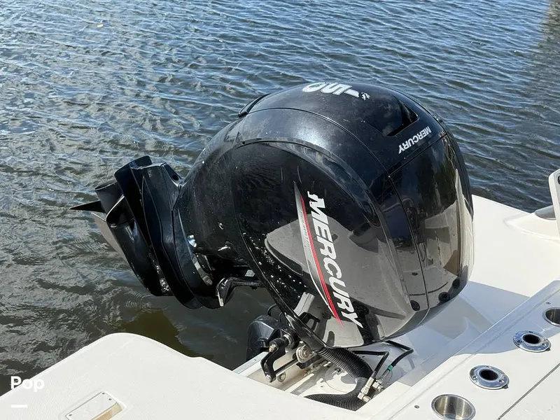 Slide: The Image of Bayliner Trophy T22 2024 - 16496900