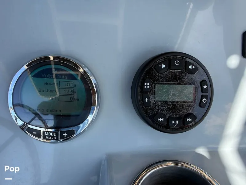 Slide: The Image of Bayliner Trophy T22 2024 - 16496922