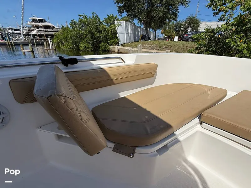 Slide: The Image of Bayliner Trophy T22 2024 - 16496930
