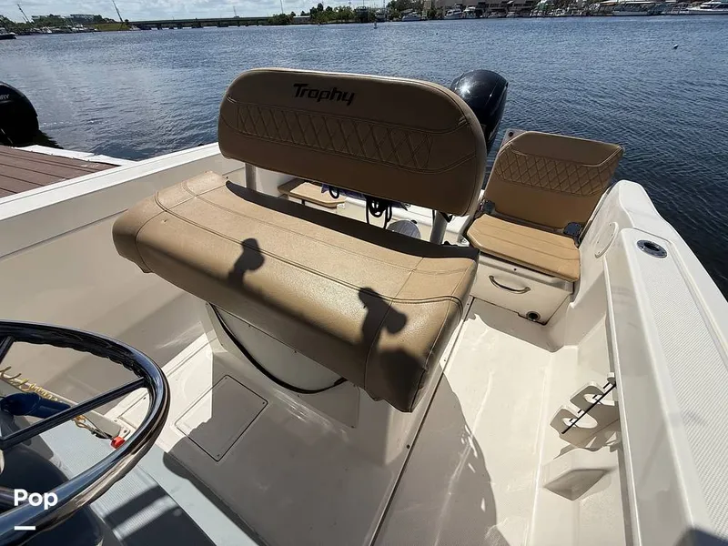 Slide: The Image of Bayliner Trophy T22 2024 - 16496938