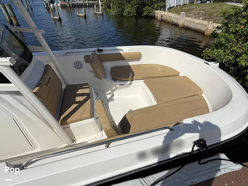 Slide: The Image of Bayliner Trophy T22 2024 - 16496866
