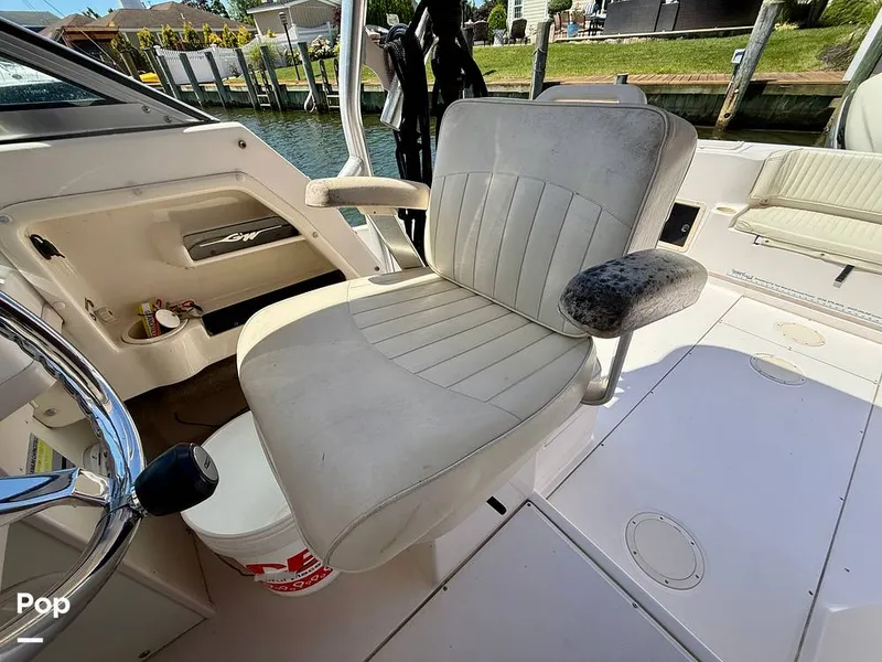 Slide: The Image of Grady-White Gulfstream 232 2004 - 16505944