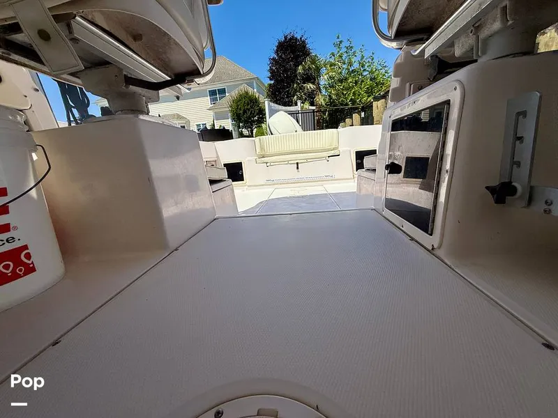 Slide: The Image of Grady-White Gulfstream 232 2004 - 16505959