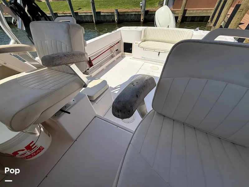 Slide: The Image of Grady-White Gulfstream 232 2004 - 16505945
