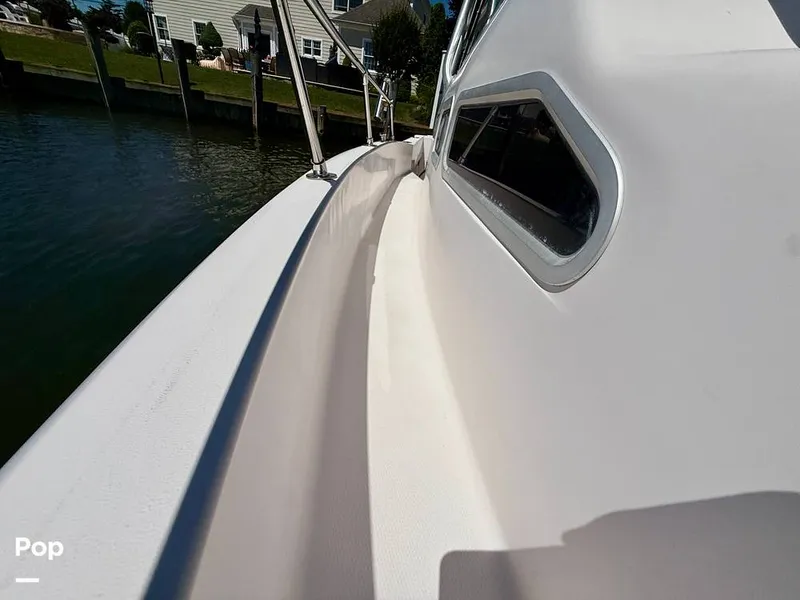 Slide: The Image of Grady-White Gulfstream 232 2004 - 16505965