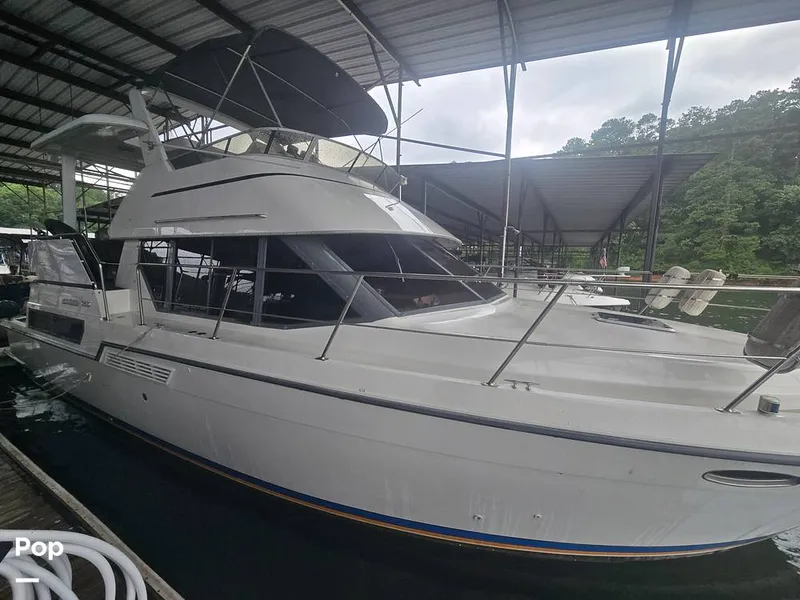 The Image of Carver Yachts 390 Aft Cabin 1994 - 16481080