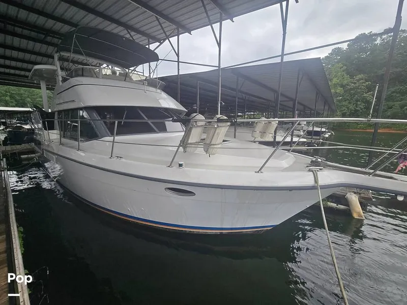 Slide: The Image of Carver Yachts 390 Aft Cabin 1994 - 16481082
