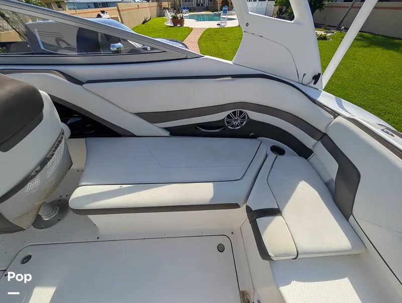 Slide: The Image of Yamaha 242 LIMITED S 2015 - 16548459