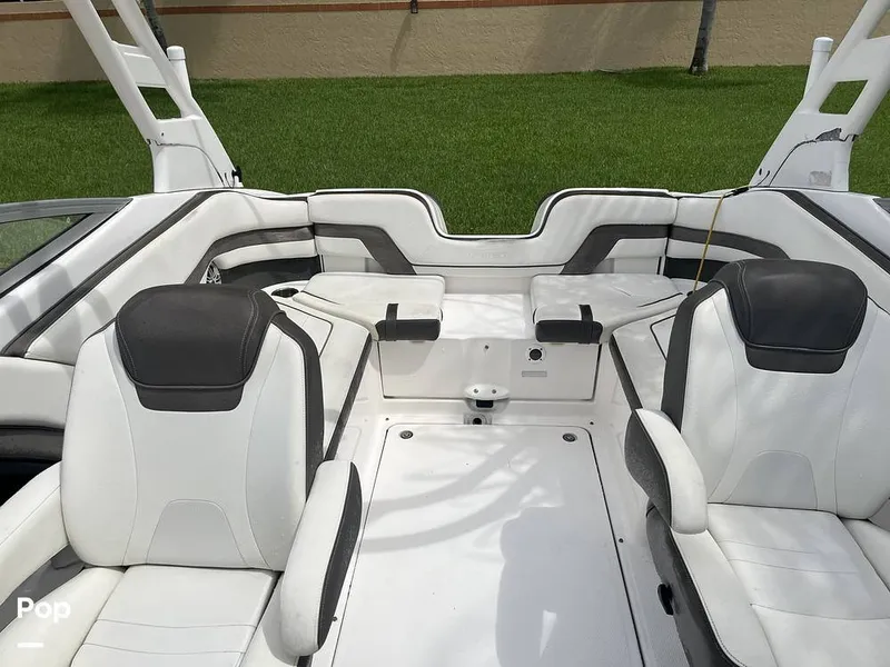 Slide: The Image of Yamaha 242 LIMITED S 2015 - 16499577