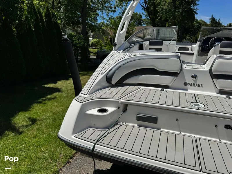 Slide: The Image of Yamaha 195S 2021 - 16480025