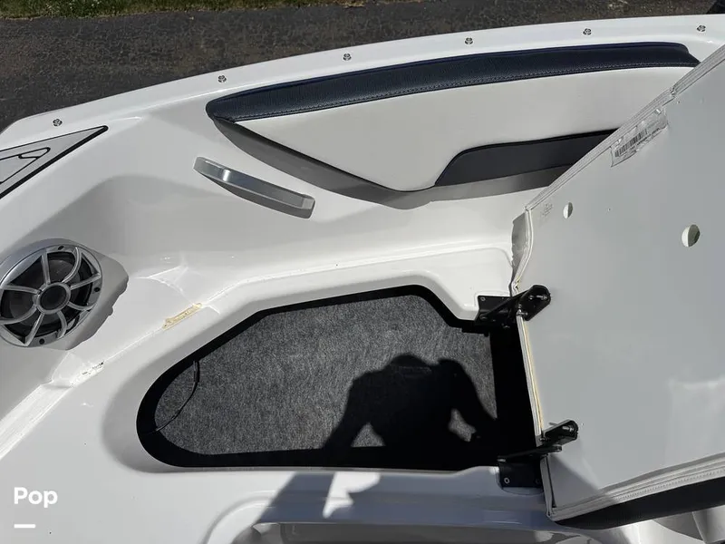 Slide: The Image of Yamaha 195S 2021 - 16480058