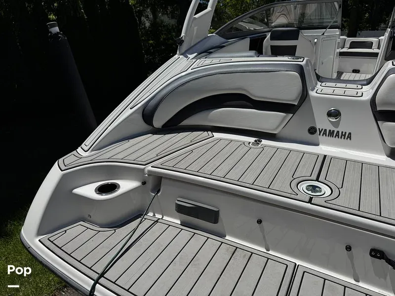 Slide: The Image of Yamaha 195S 2021 - 16480329