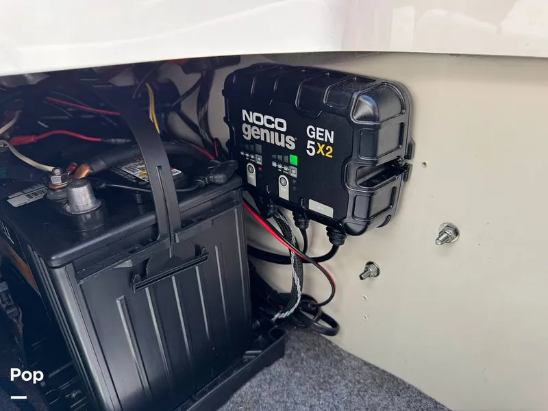 Slide: The Image of Battery Charger - 16480042