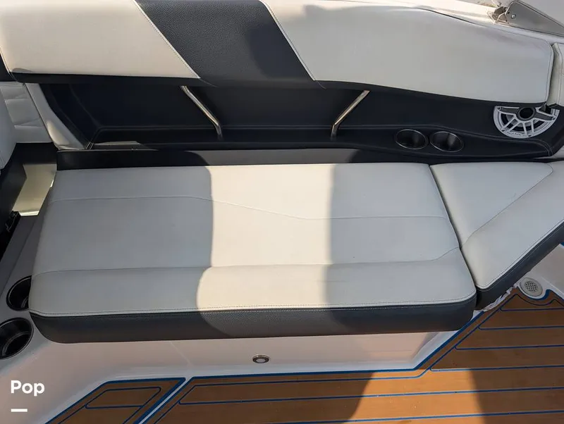 Slide: The Image of Regal 26 FasDeck 2018 - 16543595