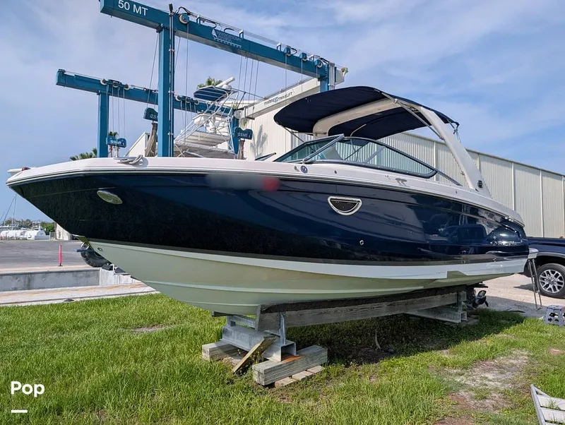 The Image of Regal 26 FasDeck 2018 - undefined
