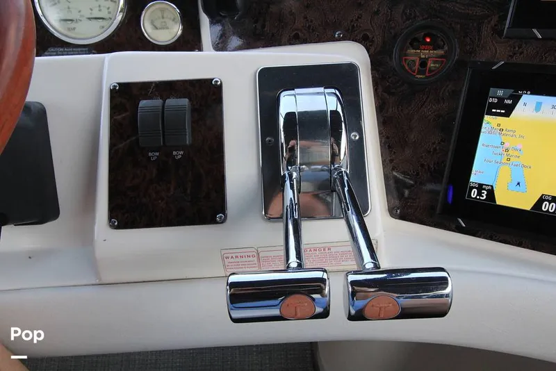 Slide: The Image of Regal Commodore 4080 Flybridge 2006 - 16537942