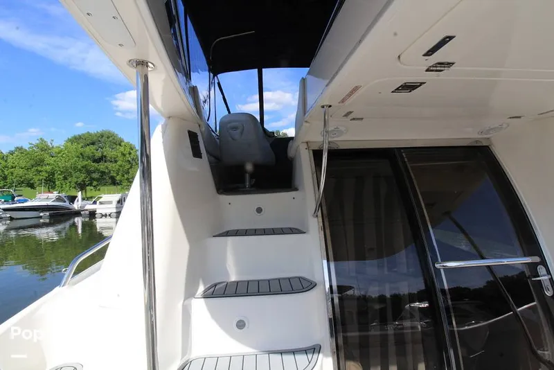 Slide: The Image of Regal Commodore 4080 Flybridge 2006 - 16537918
