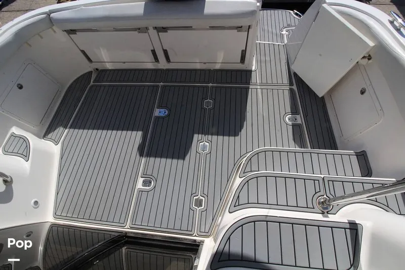 Slide: The Image of Carpet - Cockpit - 16537912