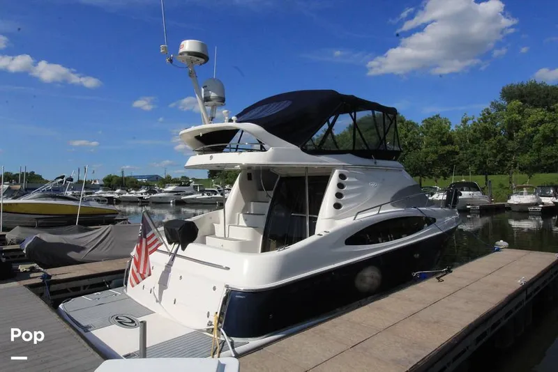 Slide: The Image of 2006 Regal Commodore 4080 Flybridge - 16537843